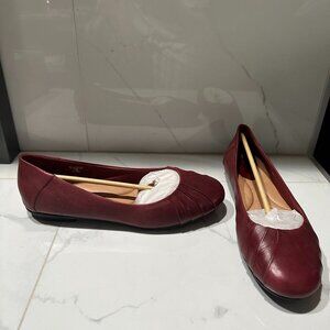 Red Ballet Flats